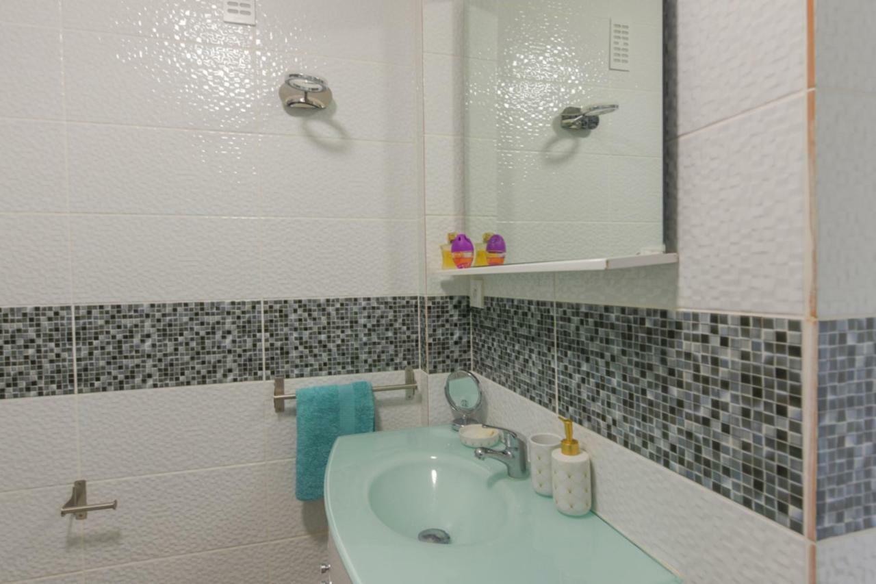 Appartement Jaures Vue Sur La Seine - Welkeys Clichy Bagian luar foto